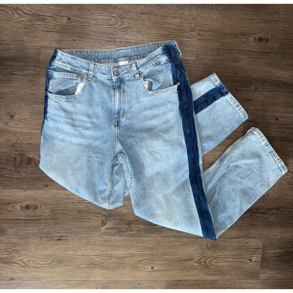 Time and Tru Womens Straight Leg Jeans Light Wash Dark Side Stripe Blue Size 14